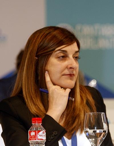 En la imagen, María José Sáenz de Buruaga durante el polémico congreso del PP de 2017 / (C) CANTABRIA DIARIO